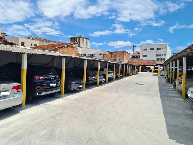 Vagas cobertas do Real Estacionamento